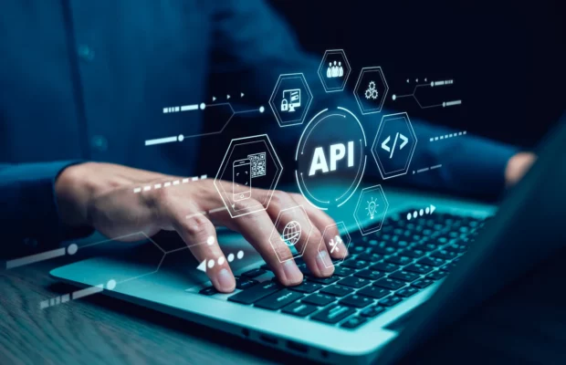 Illustration d’une automatisation de processus métier connectant plusieurs outils numériques